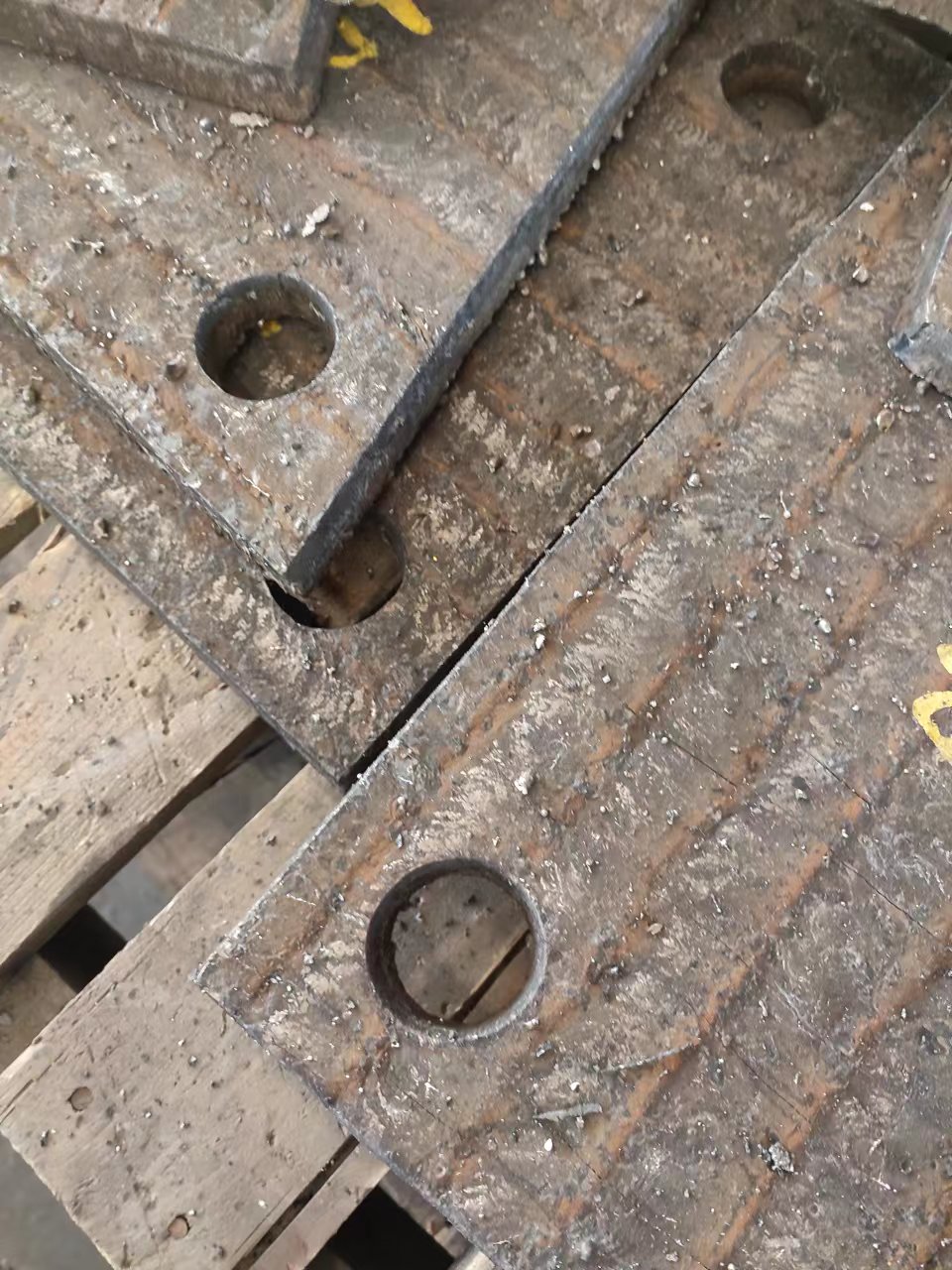 青海堆焊耐磨板