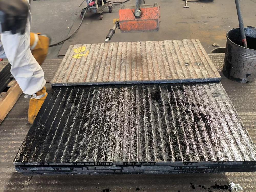 青海CR7C3耐磨板 双金属复合耐磨板